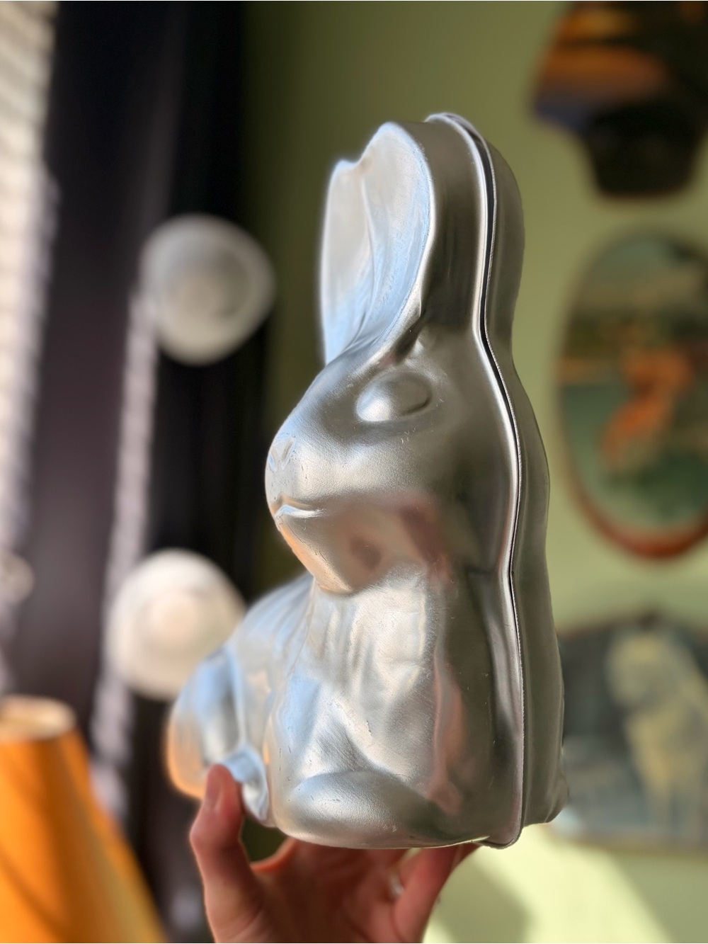 Metal Kitchen Bunny Cake Mold Bakeware by Wilton 1974 - Picture 3 of 8